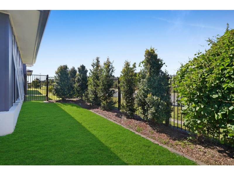 9 Cane Road, Ormeau QLD 4208