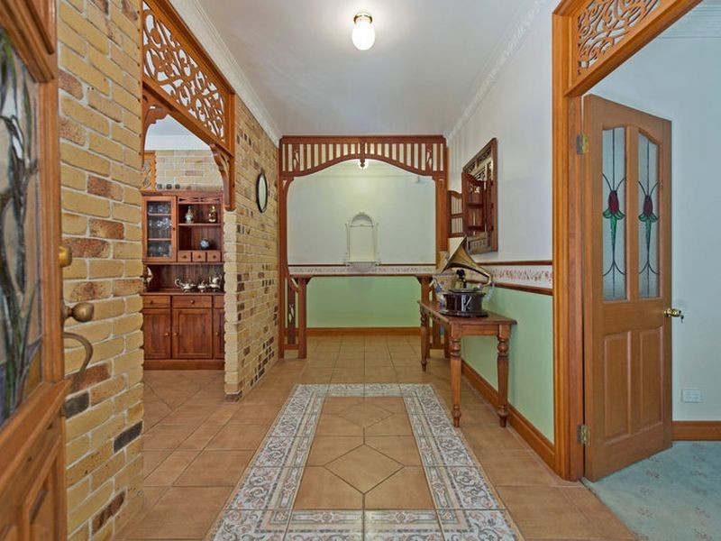 5 Woodville Place, Yatala QLD 4207