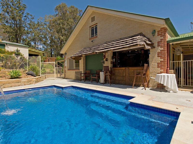 5 Woodville Place, Yatala QLD 4207