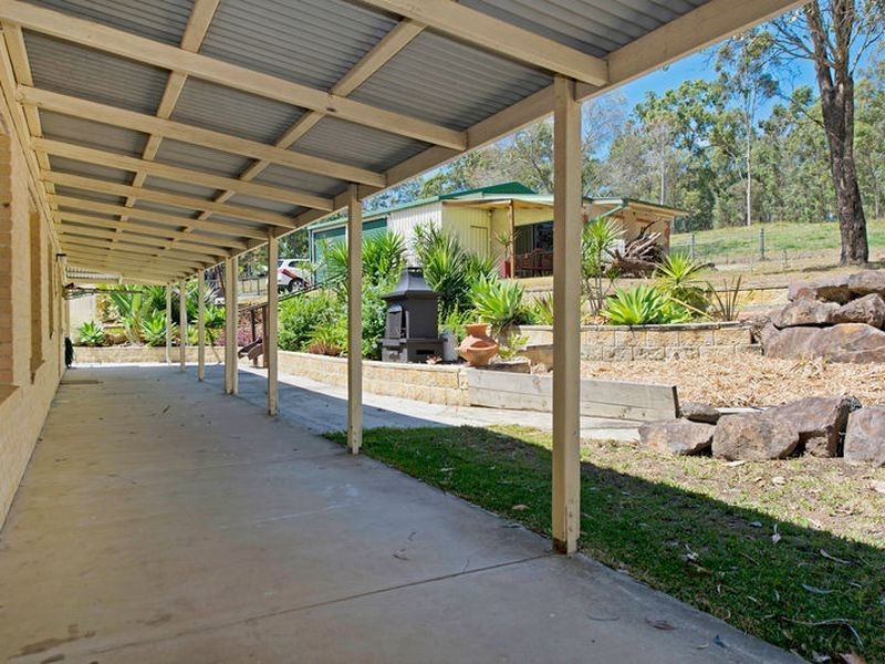 5 Woodville Place, Yatala QLD 4207