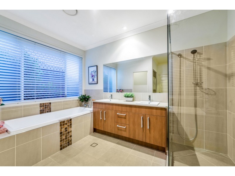 11 Terang Court, Ormeau QLD 4208