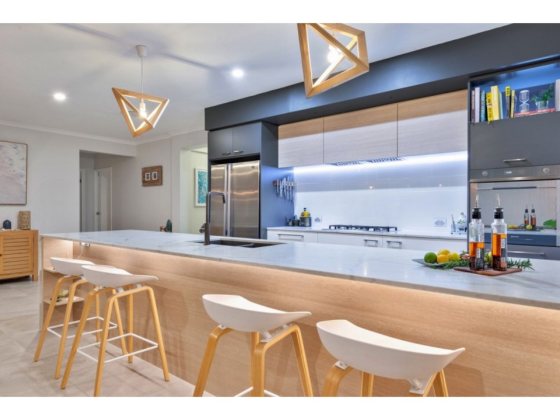 15 Summerlea Crescent, Ormeau QLD 4208