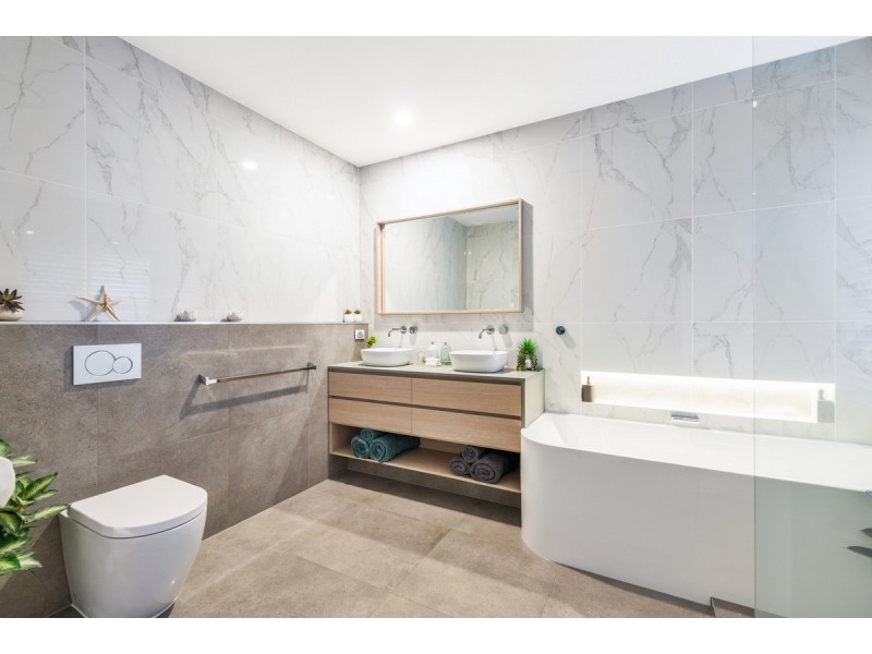 15 Summerlea Crescent, Ormeau QLD 4208