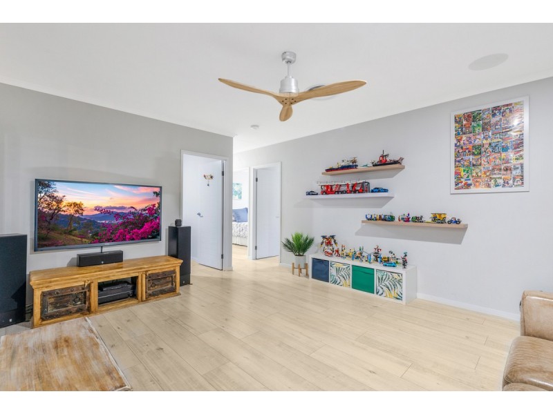 15 Summerlea Crescent, Ormeau QLD 4208