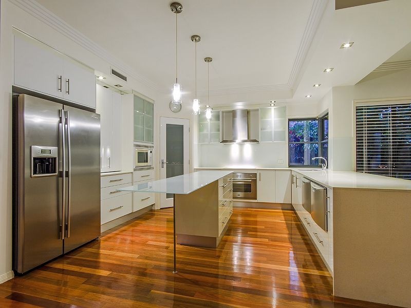 23 Riverside Terrace, Windaroo QLD 4207