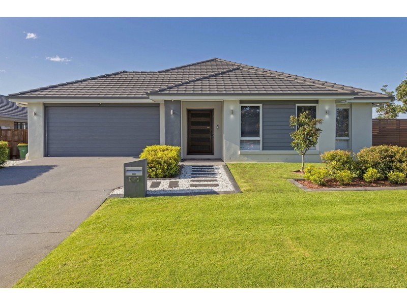 1 Mungo Close, Pimpama QLD 4209