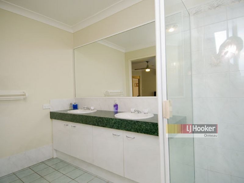 27 Halfway Dr, Ormeau QLD 4208