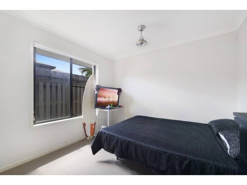 16 Kalgoorlie Street, Pimpama QLD 4209