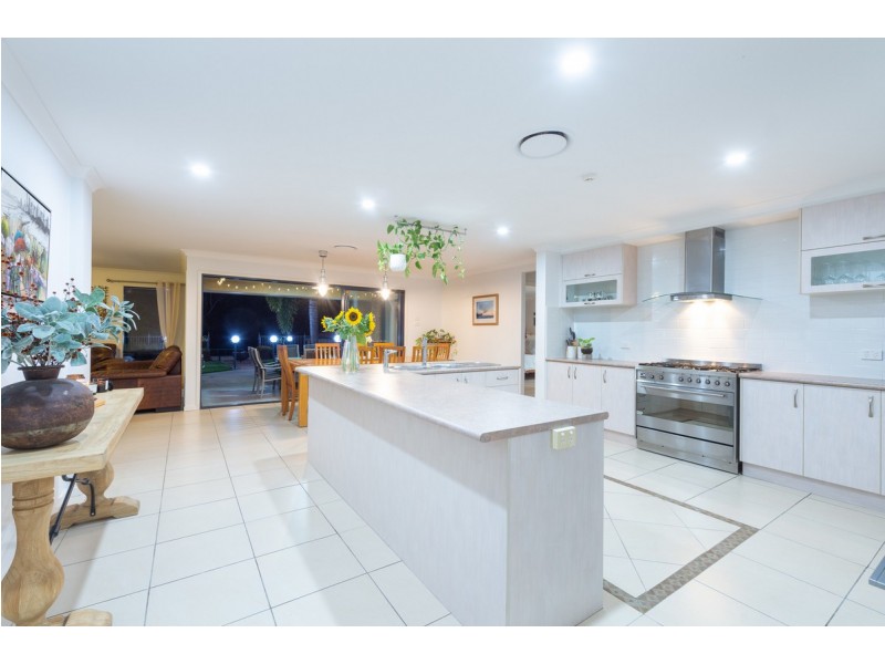 1 Carob Court, Ormeau QLD 4208