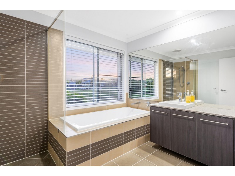 19 Terang Court, Ormeau QLD 4208