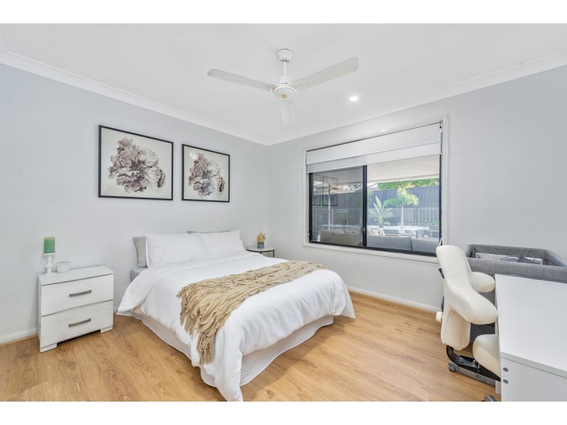 1 Gillin Place, Ormeau QLD 4208