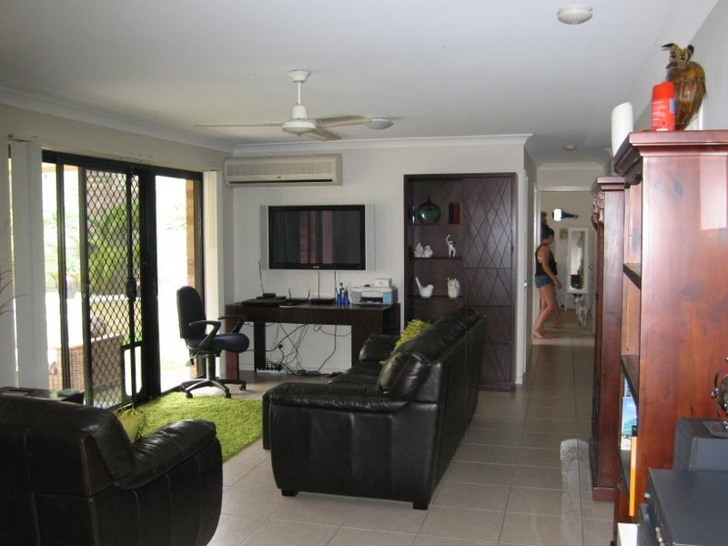 5 Bedivere Drive, Ormeau QLD 4208