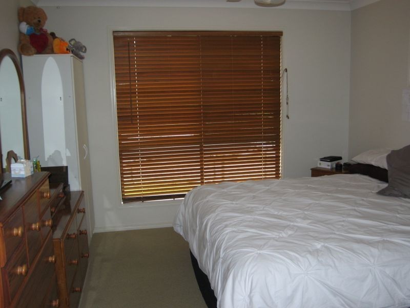 5 Bedivere Drive, Ormeau QLD 4208