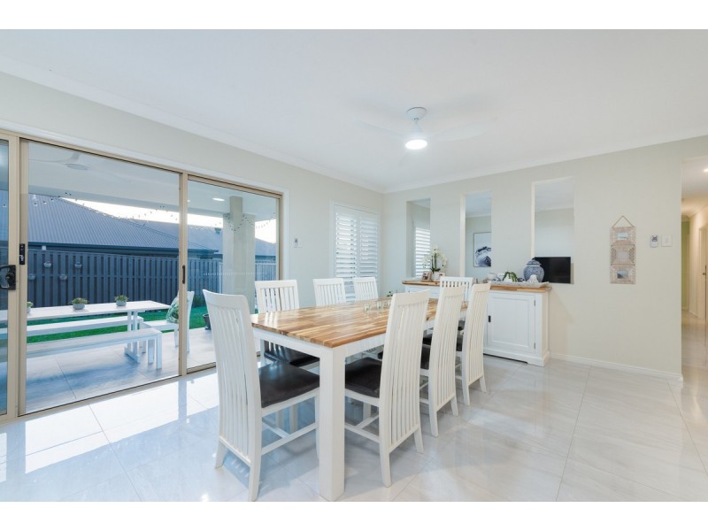 18 Summerlea Crescent, Ormeau QLD 4208