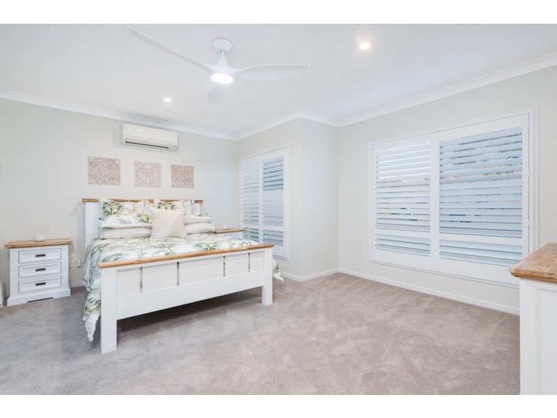 18 Summerlea Crescent, Ormeau QLD 4208