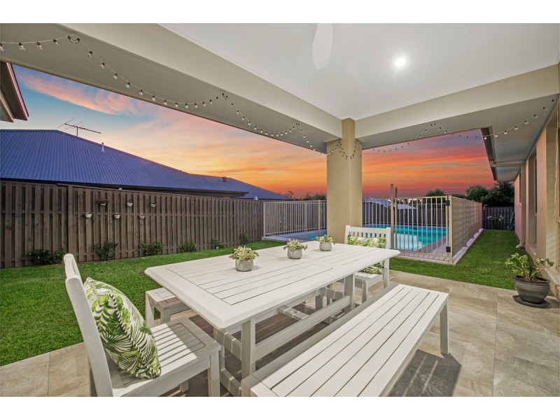 18 Summerlea Crescent, Ormeau QLD 4208