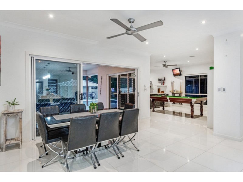 94 Halfway Drive, Ormeau QLD 4208