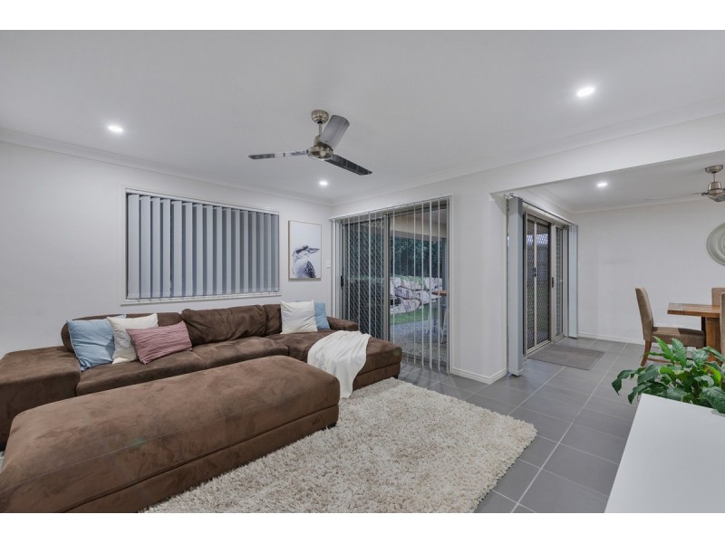 28 Paddy Circuit, Ormeau QLD 4208