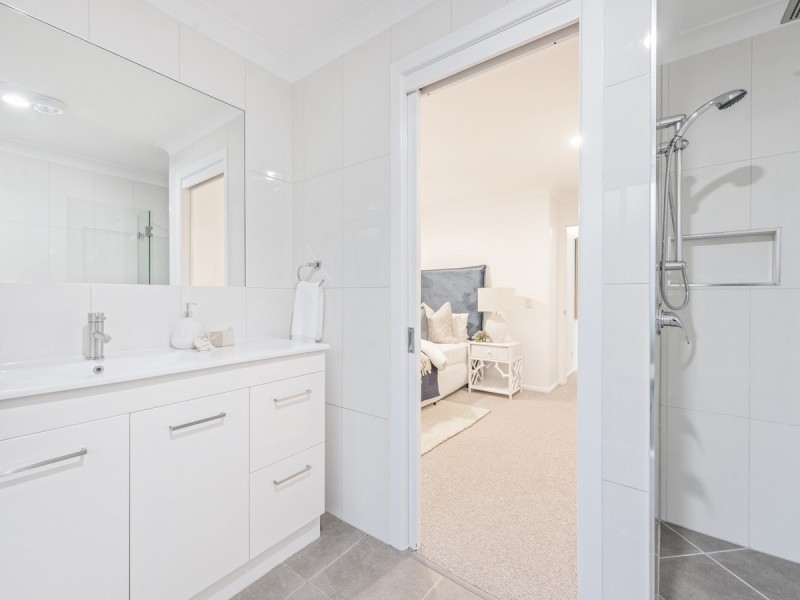 12 Philben Drive, Ormeau QLD 4208