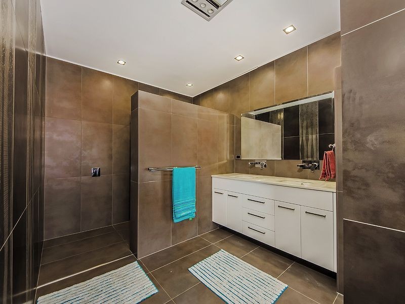 7-9 Hidden Court, Kingsholme QLD 4208