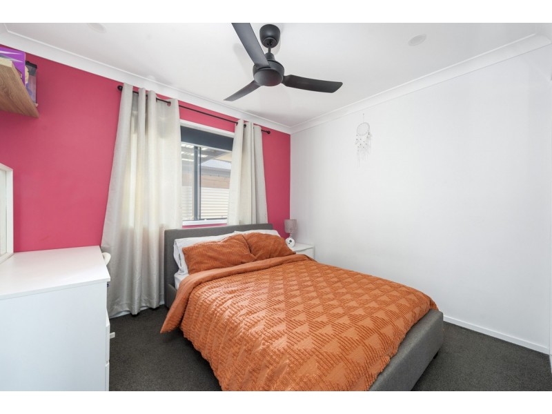 8 Cane Road, Ormeau QLD 4208