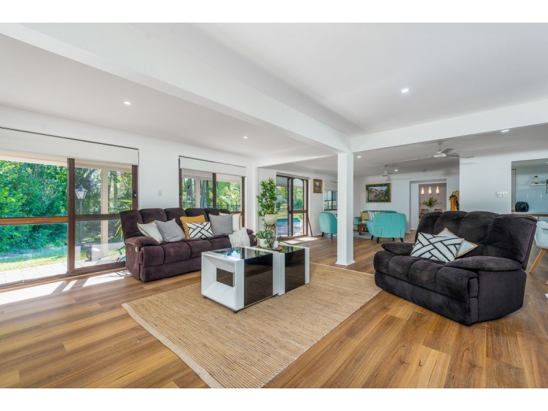 10 Oomool Court, Pimpama QLD 4209