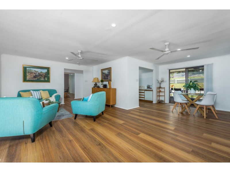 10 Oomool Court, Pimpama QLD 4209