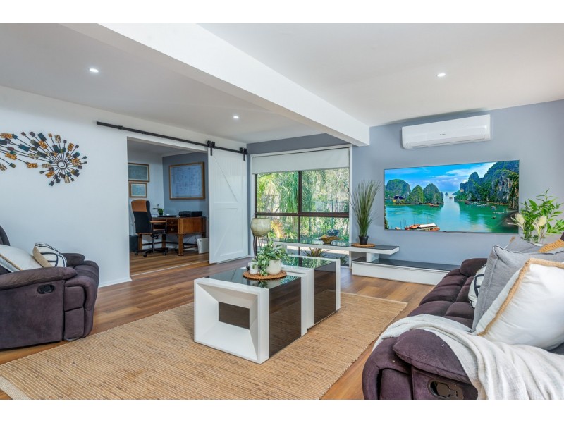 10 Oomool Court, Pimpama QLD 4209