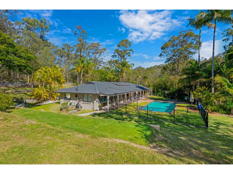 10 Oomool Court, Pimpama QLD 4209