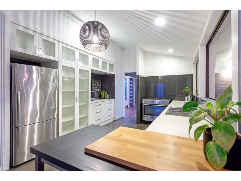 67 Katrina Crescent, Waterford West QLD 4133