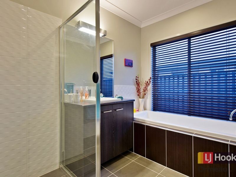 15 Daylesford Circuit, Ormeau QLD 4208