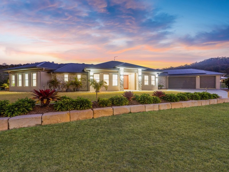 55 Homestead Crescent, Kingsholme QLD 4208