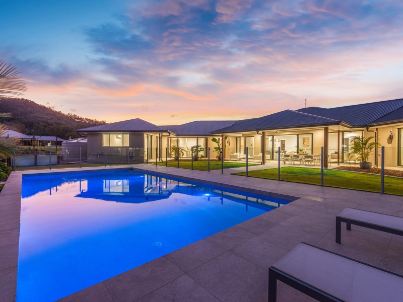 55 Homestead Crescent, Kingsholme QLD 4208