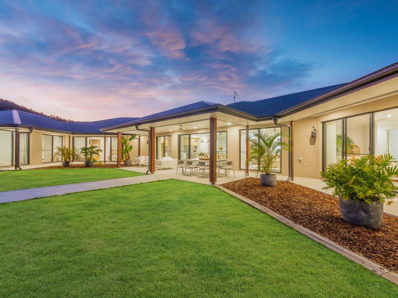 55 Homestead Crescent, Kingsholme QLD 4208