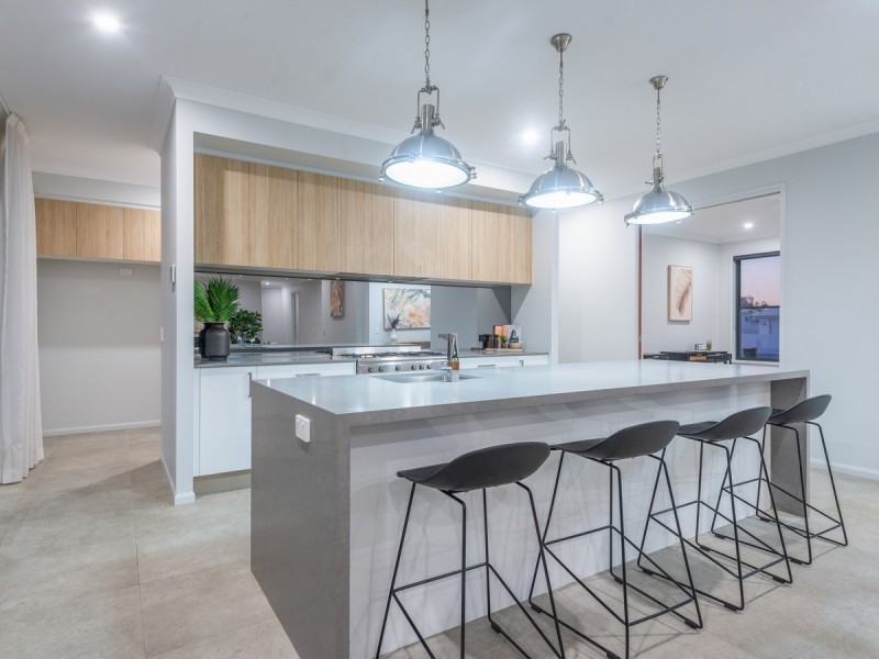 55 Homestead Crescent, Kingsholme QLD 4208