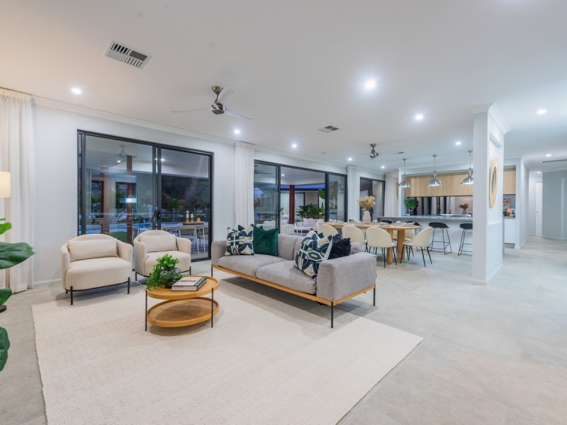 55 Homestead Crescent, Kingsholme QLD 4208