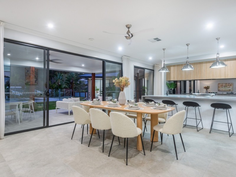 55 Homestead Crescent, Kingsholme QLD 4208