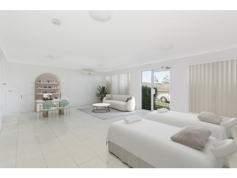 111/1 Sauvignon Parade, Upper Coomera QLD 4209