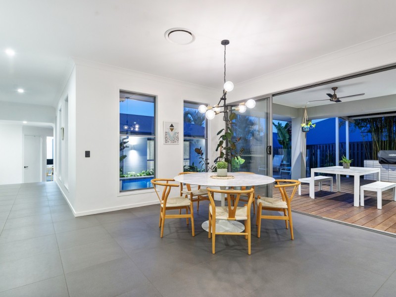 33 Stoney Creek Circuit, Ormeau QLD 4208