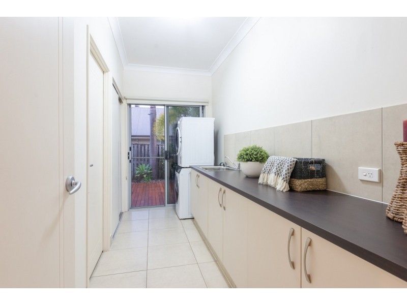 22 Emmaville Crescent, Ormeau QLD 4208