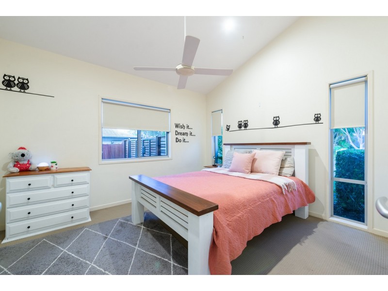 22 Emmaville Crescent, Ormeau QLD 4208