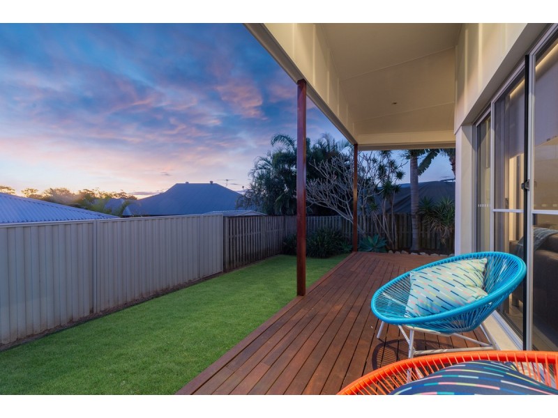 22 Emmaville Crescent, Ormeau QLD 4208
