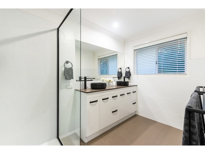 27 Oppermann Drive, Ormeau QLD 4208