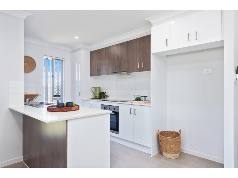 5 Badila Avenue, Ormeau QLD 4208