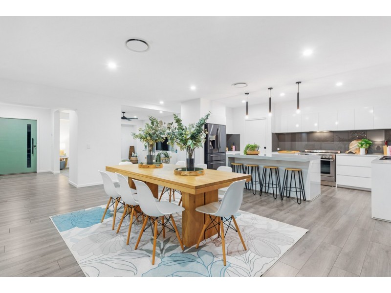 70 Burley Griffin Drive, Maudsland QLD 4210