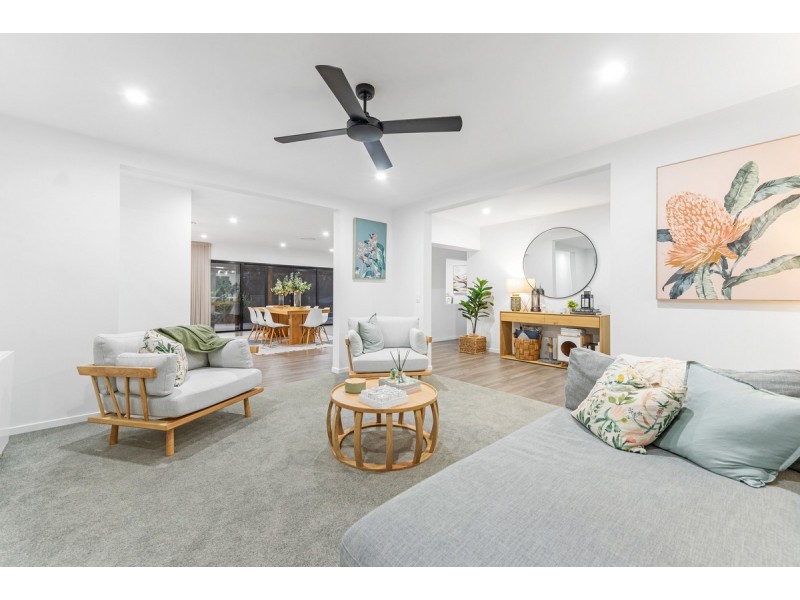 70 Burley Griffin Drive, Maudsland QLD 4210