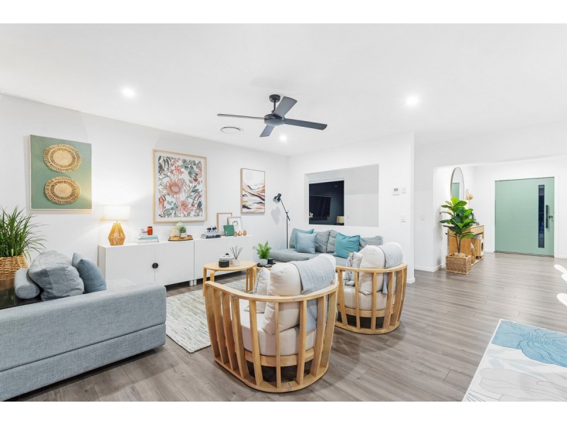 70 Burley Griffin Drive, Maudsland QLD 4210