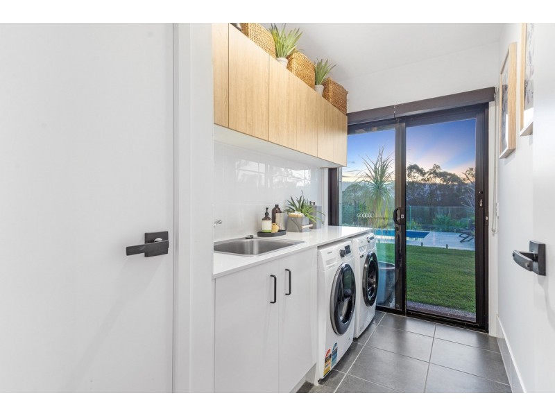 70 Burley Griffin Drive, Maudsland QLD 4210