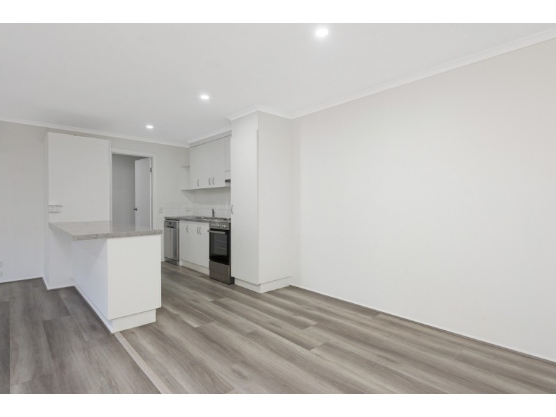 1/216 Olsen Avenue, Arundel QLD 4214