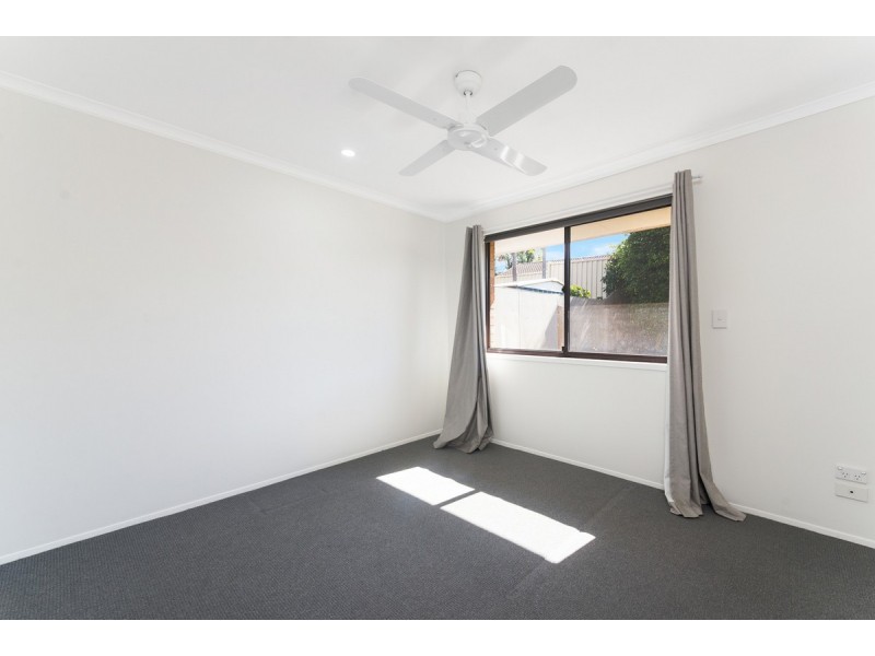 1/216 Olsen Avenue, Arundel QLD 4214